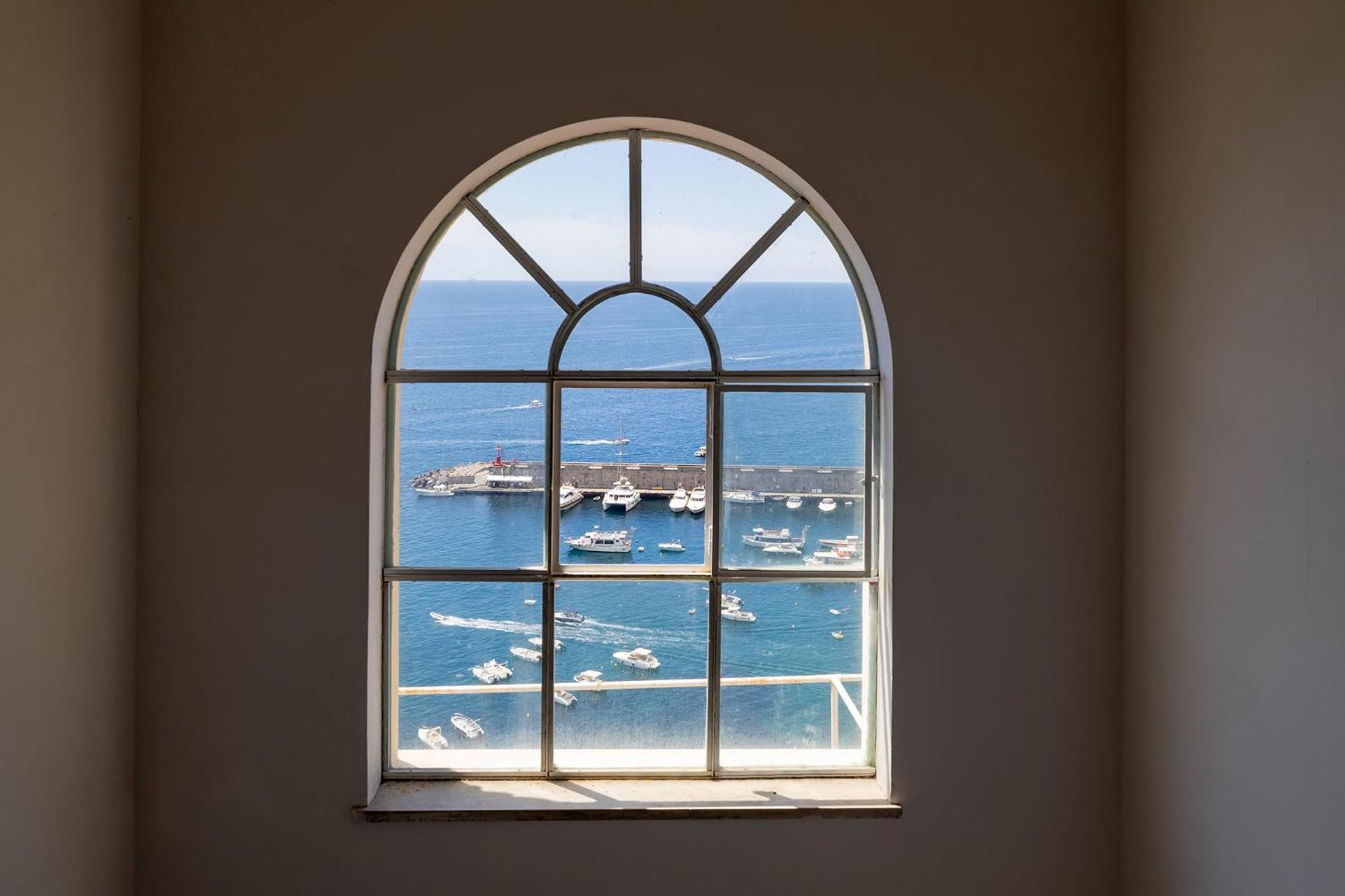 Apartments Amalfi Design Sea View Accessible By 250 Steps ภายนอก รูปภาพ