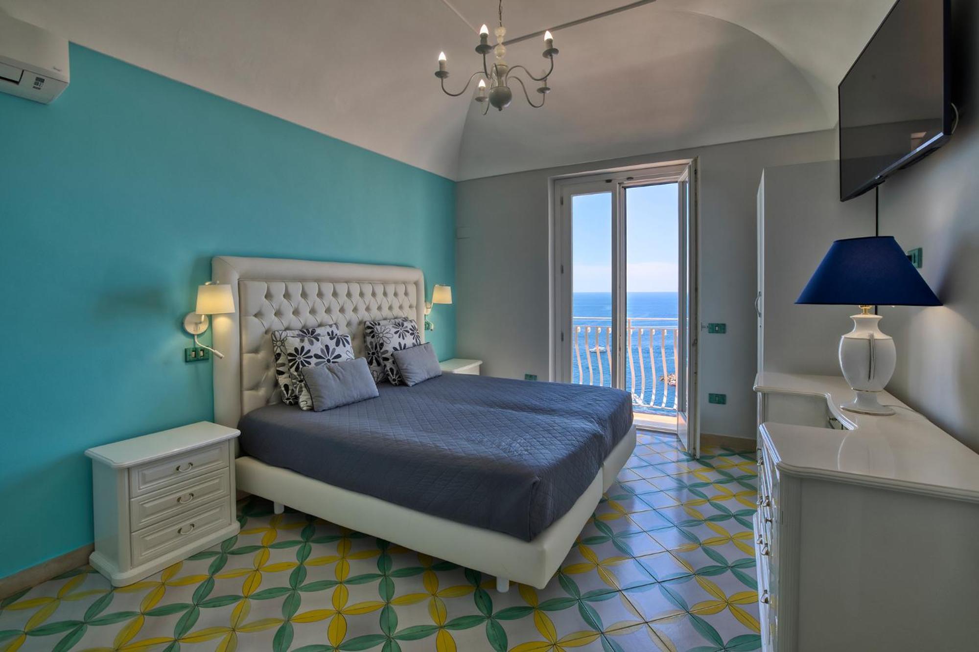 Apartments Amalfi Design Sea View Accessible By 250 Steps ภายนอก รูปภาพ
