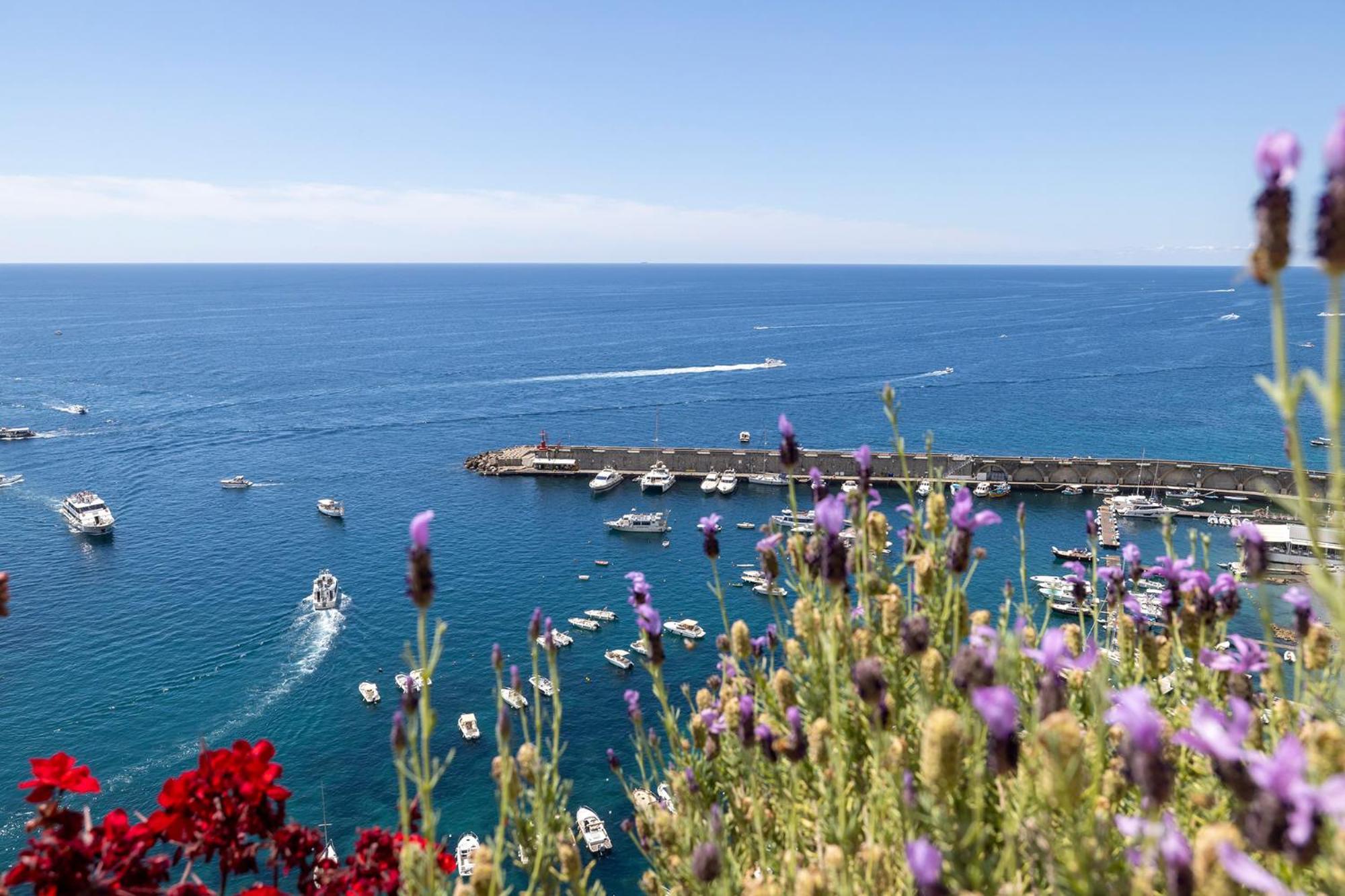 Apartments Amalfi Design Sea View Accessible By 250 Steps ภายนอก รูปภาพ