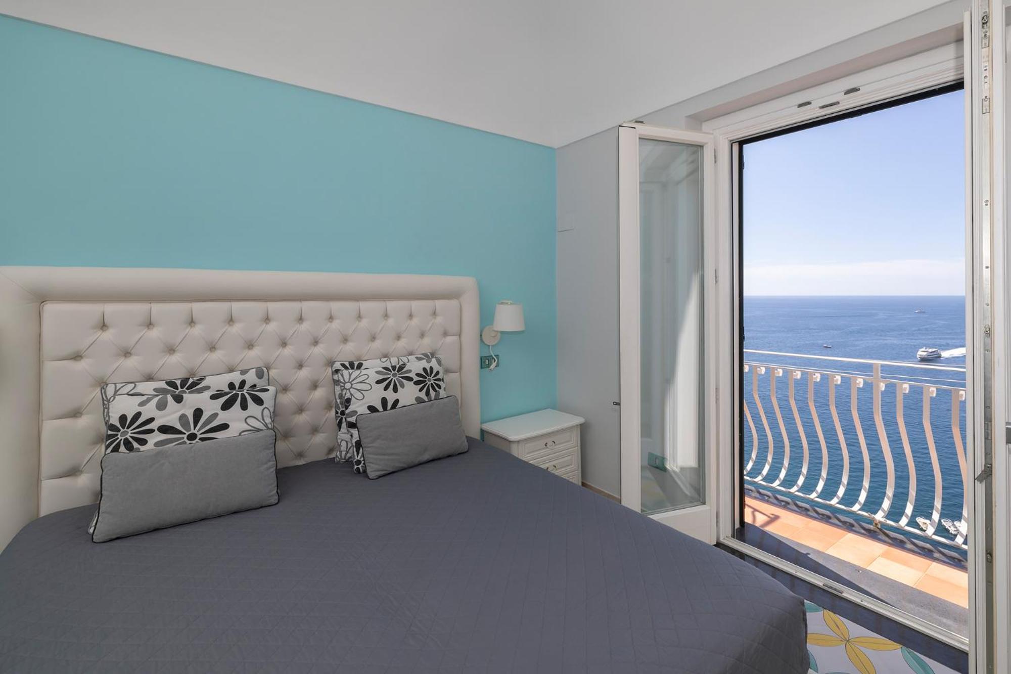 Apartments Amalfi Design Sea View Accessible By 250 Steps ภายนอก รูปภาพ