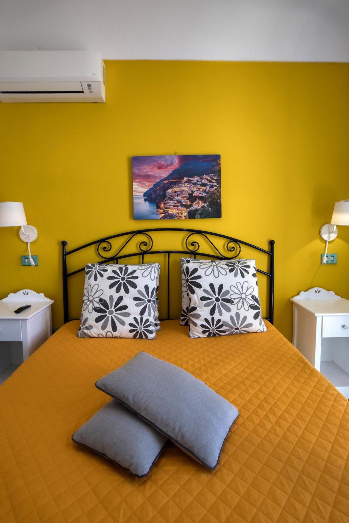 Apartments Amalfi Design Sea View Accessible By 250 Steps ภายนอก รูปภาพ