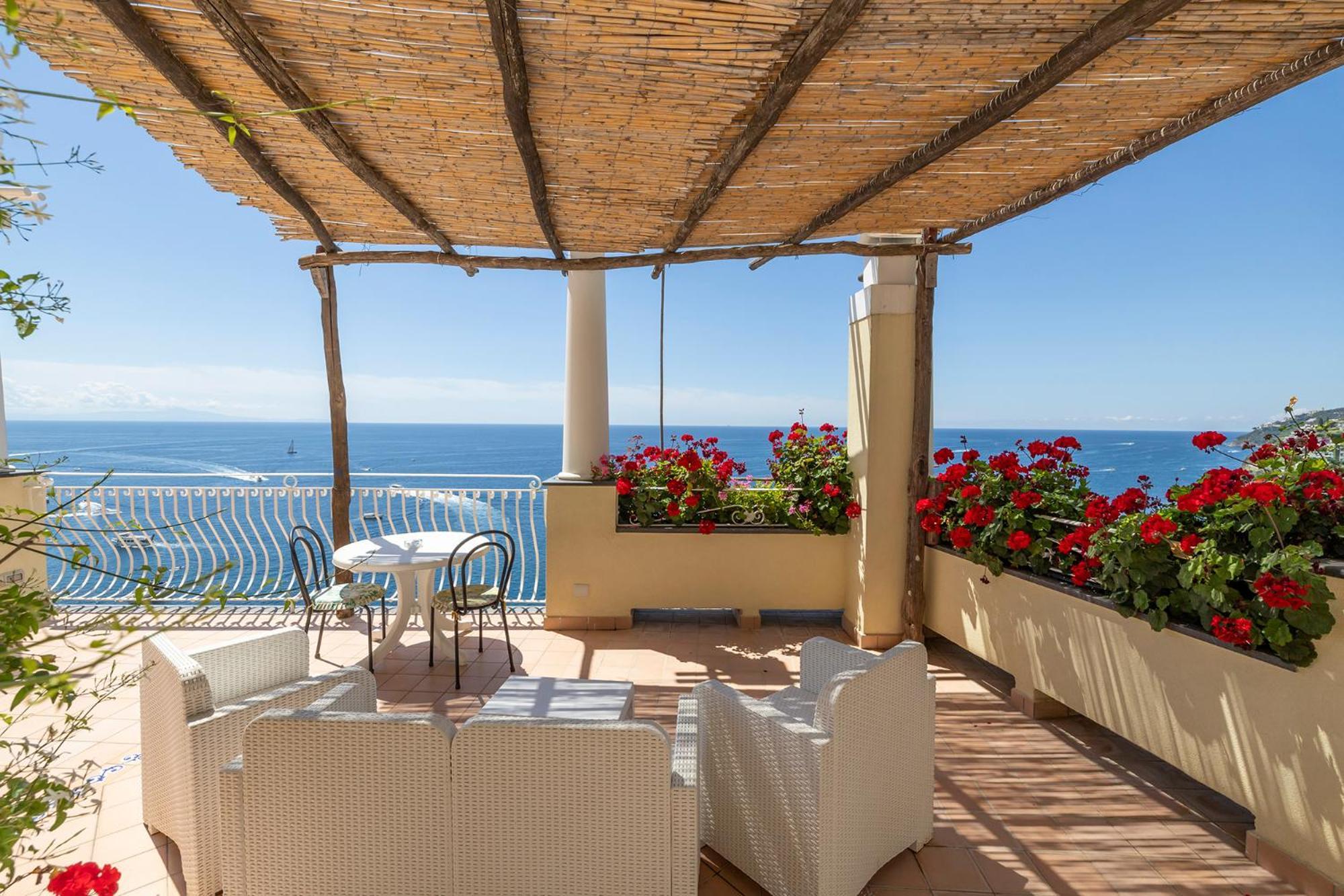 Apartments Amalfi Design Sea View Accessible By 250 Steps ภายนอก รูปภาพ