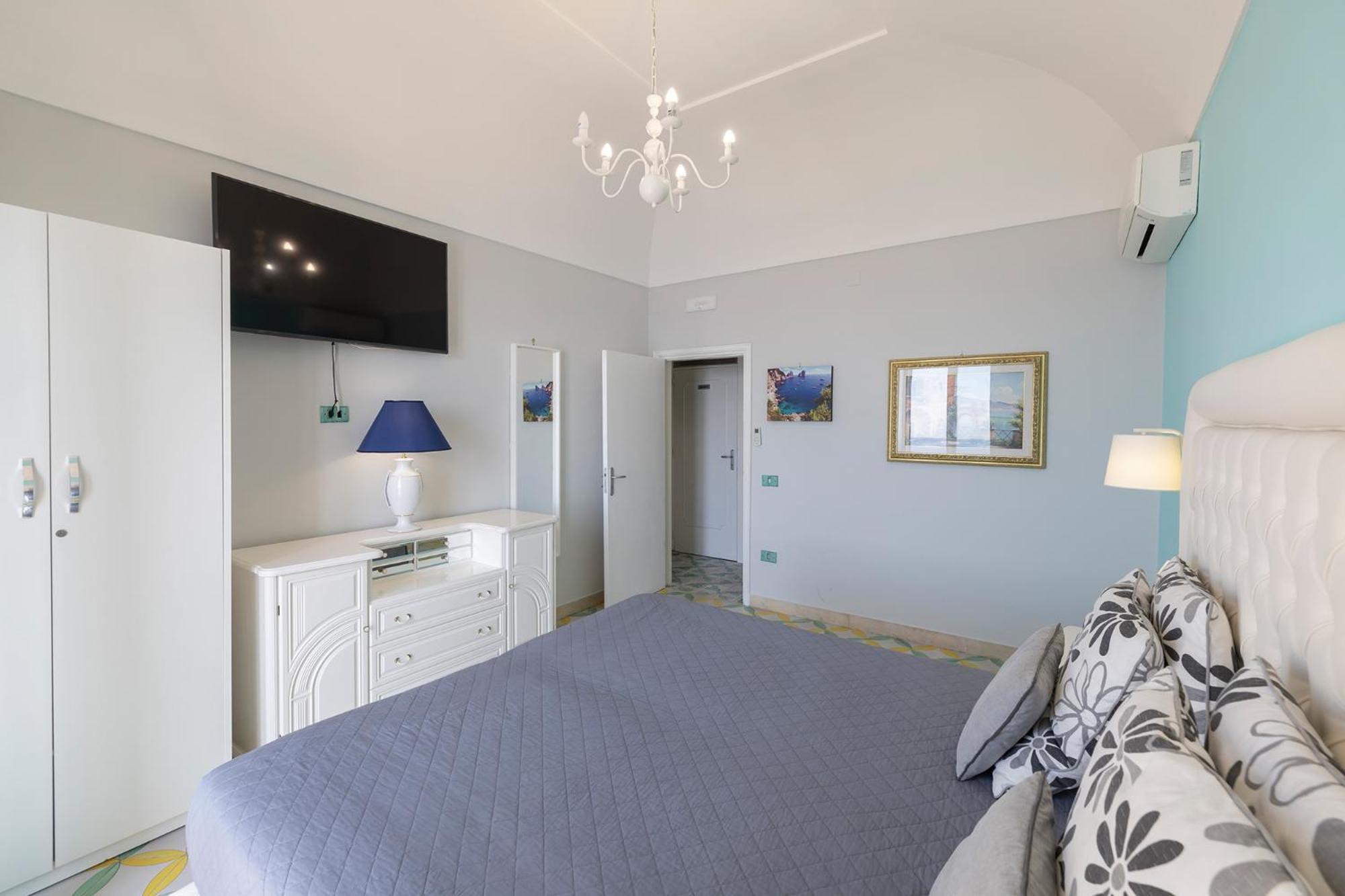 Apartments Amalfi Design Sea View Accessible By 250 Steps ภายนอก รูปภาพ