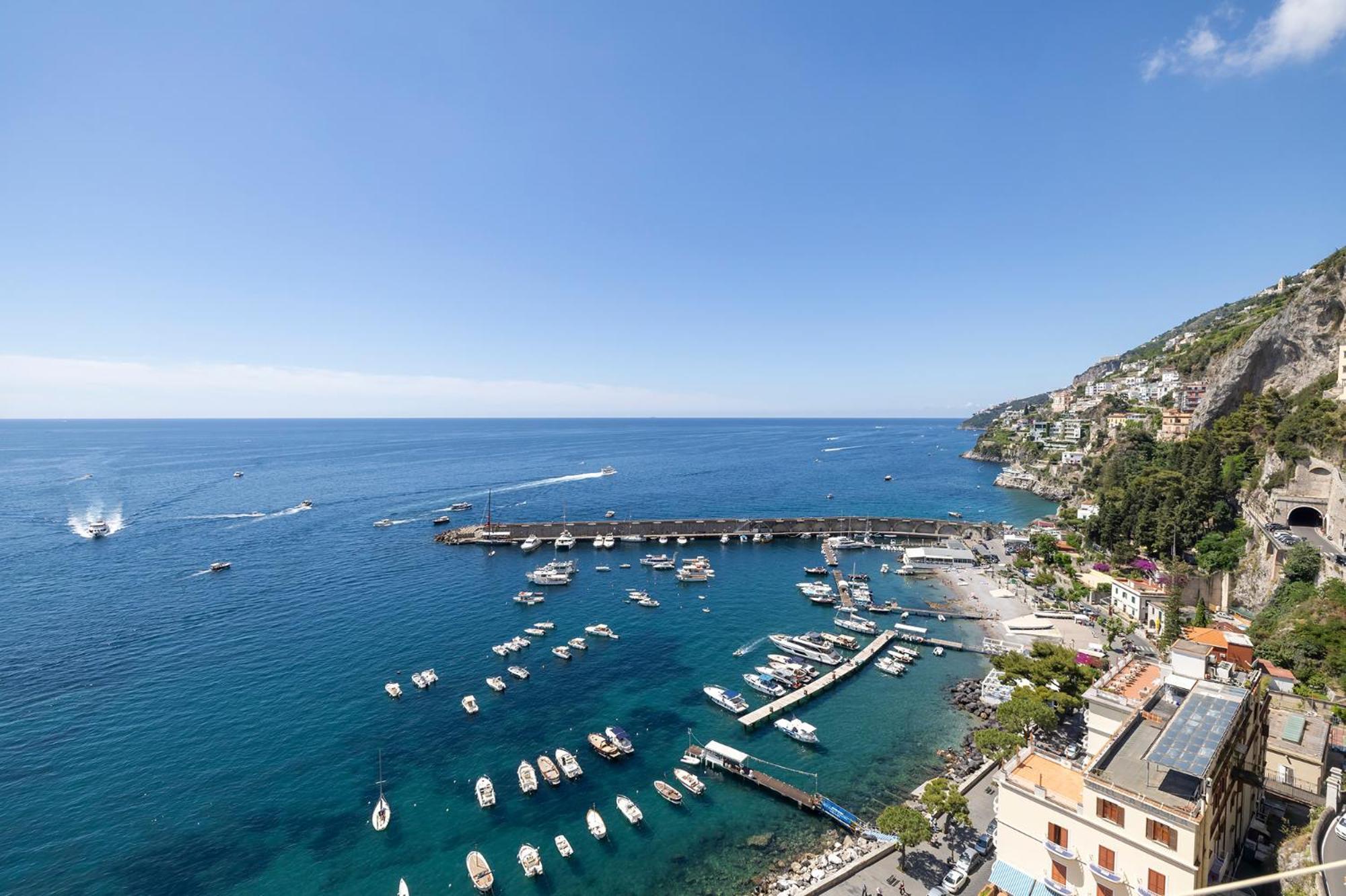 Apartments Amalfi Design Sea View Accessible By 250 Steps ภายนอก รูปภาพ