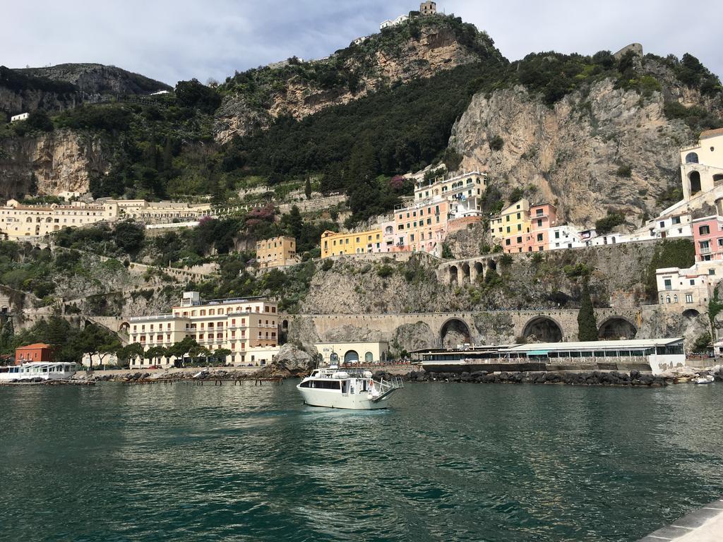 Apartments Amalfi Design Sea View Accessible By 250 Steps ภายนอก รูปภาพ