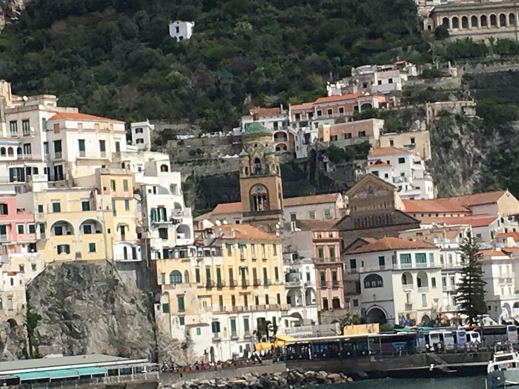 Apartments Amalfi Design Sea View Accessible By 250 Steps ภายนอก รูปภาพ