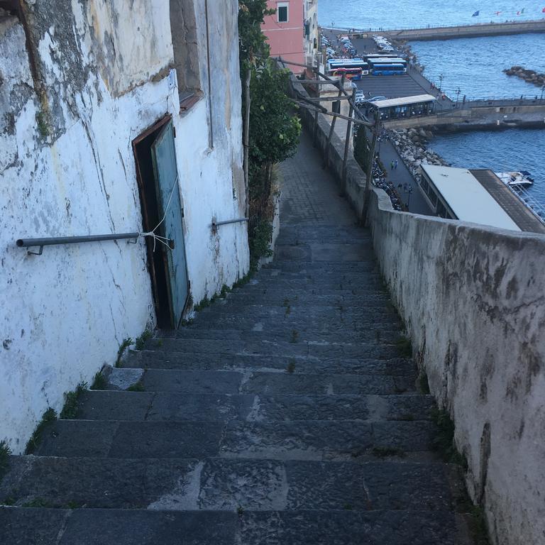 Apartments Amalfi Design Sea View Accessible By 250 Steps ภายนอก รูปภาพ